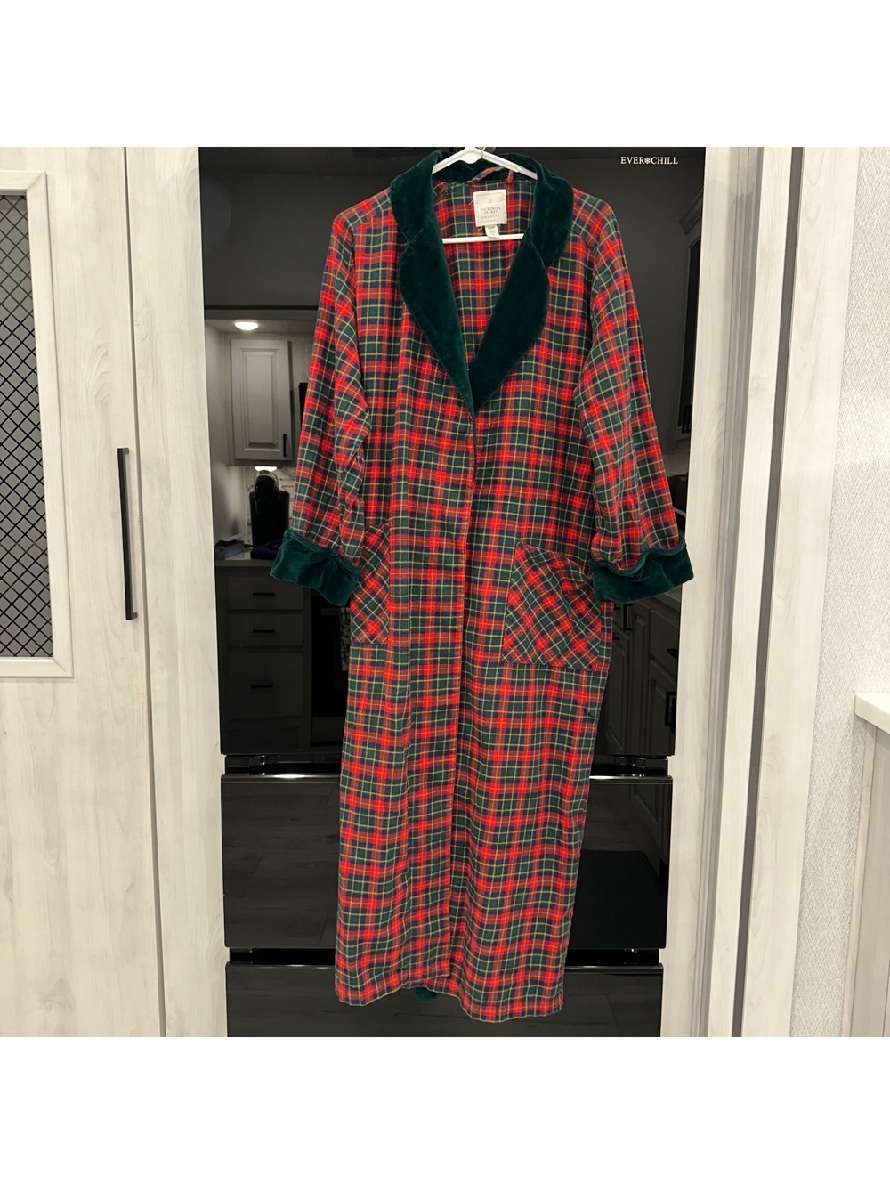 Vintage Victoria’s Secret Country Plaid Robe XS/S Green Red Tartan Velvet Trim